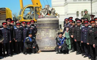 В Севастополе в Херсонесе встретили самый большой на Украине колокол