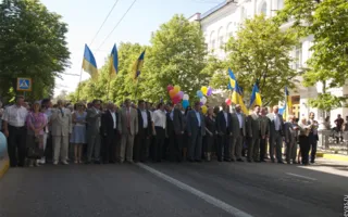 1 мая в Севастополе — традиционная праздничная демонстрация трудовых коллективов