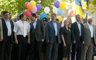 1 мая в Севастополе — традиционная праздничная демонстрация трудовых коллективов