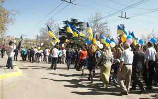 1 мая в Севастополе — традиционная праздничная демонстрация трудовых коллективов