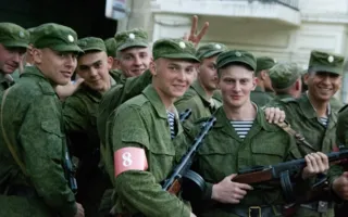 Ночная репетиция прохождения войск на параде в честь Дня Победы в Севастополе