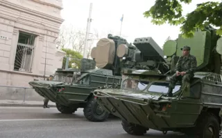 Ночная репетиция прохождения войск на параде в честь Дня Победы в Севастополе
