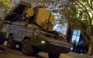 Ночная репетиция прохождения войск на параде в честь Дня Победы в Севастополе
