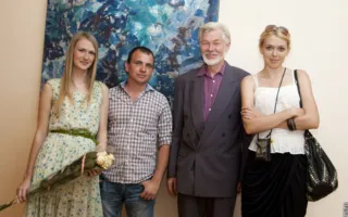 «Цветы фронтовикам» — выставка картин севастопольских художников