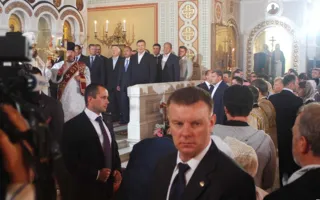 Севастопольцы в Херсонесе встретили светлый праздник Пасхи вместе с Президентом Украины