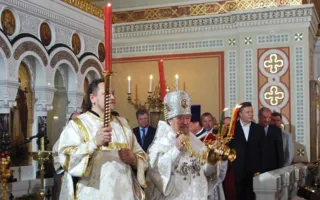 Севастопольцы в Херсонесе встретили светлый праздник Пасхи вместе с Президентом Украины