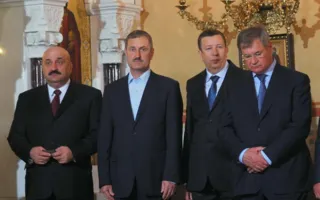 Севастопольцы в Херсонесе встретили светлый праздник Пасхи вместе с Президентом Украины