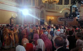 Севастопольцы в Херсонесе встретили светлый праздник Пасхи вместе с Президентом Украины