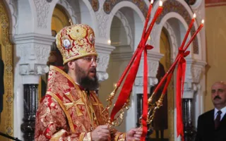 Севастопольцы в Херсонесе встретили светлый праздник Пасхи вместе с Президентом Украины