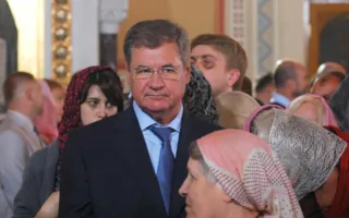 Севастопольцы в Херсонесе встретили светлый праздник Пасхи вместе с Президентом Украины
