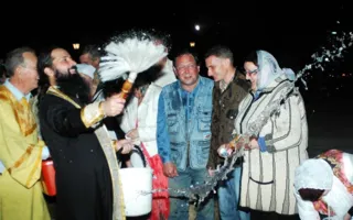 Севастопольцы в Херсонесе встретили светлый праздник Пасхи вместе с Президентом Украины