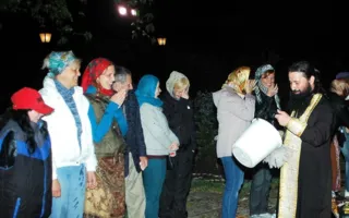 Севастопольцы в Херсонесе встретили светлый праздник Пасхи вместе с Президентом Украины