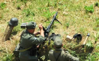 В рамках праздника «Знамена славы» состоялась реконструкция штурма Сапун-горы 7 мая 1944 года