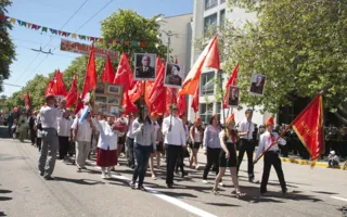 На Параде Победителей в Севастополе 9 мая впервые за много лет была использована военная техника