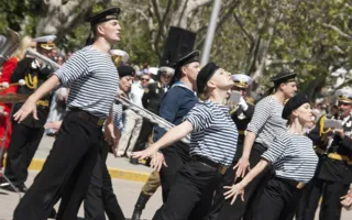 На Параде Победителей в Севастополе 9 мая впервые за много лет была использована военная техника