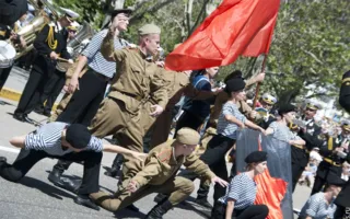 На Параде Победителей в Севастополе 9 мая впервые за много лет была использована военная техника