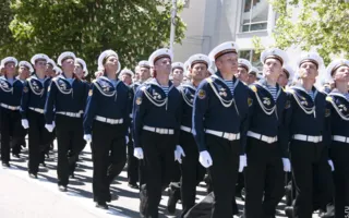 На Параде Победителей в Севастополе 9 мая впервые за много лет была использована военная техника