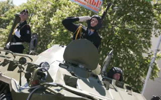 На Параде Победителей в Севастополе 9 мая впервые за много лет была использована военная техника