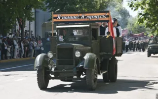 На Параде Победителей в Севастополе 9 мая впервые за много лет была использована военная техника