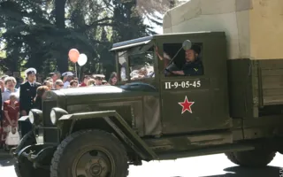 На Параде Победителей в Севастополе 9 мая впервые за много лет была использована военная техника