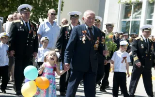 На Параде Победителей в Севастополе 9 мая впервые за много лет была использована военная техника
