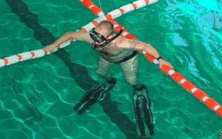 В Севастополе состоялась соревнования по акватлону — спорту боевых пловцов