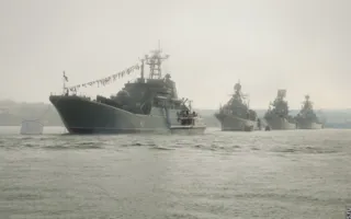 Парад кораблей, посвящённый 230-летию Черноморского флота в Севастополе