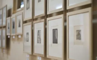 Тонкое искусство камерной графики на выставке Ярослава Мыськива и его учеников в Севастополе