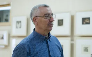 Тонкое искусство камерной графики на выставке Ярослава Мыськива и его учеников в Севастополе