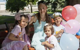 Парад многодетных счастливых семей в Севастополе ко Дню семьи и Дню матери