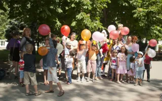 Парад многодетных счастливых семей в Севастополе ко Дню семьи и Дню матери