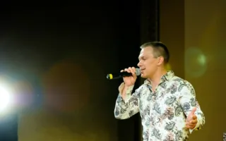 Михаил Санин и Анна Кросс: «Этот город пахнет любовью». Выступление звезд шансона и эстрады в Севастополе
