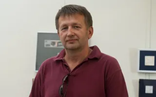 «5 сантиметров» для шедевра. Необычная выставка молодых художников в Севастополе