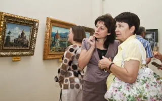 Персональная выставка картин Никаса Сафронова впервые в Севастополе