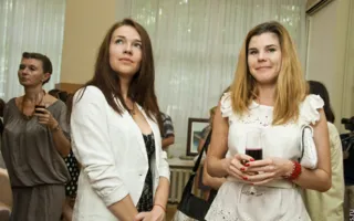 Персональная выставка картин Никаса Сафронова впервые в Севастополе