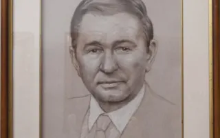 Персональная выставка картин Никаса Сафронова впервые в Севастополе