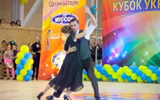 Участники открытого Кубка Украины по акробатическому рок-н-роллу «взорвали» Севастополь зажигательными танцами