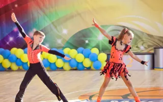 Участники открытого Кубка Украины по акробатическому рок-н-роллу «взорвали» Севастополь зажигательными танцами