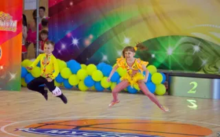 Участники открытого Кубка Украины по акробатическому рок-н-роллу «взорвали» Севастополь зажигательными танцами