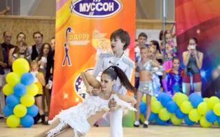 Участники открытого Кубка Украины по акробатическому рок-н-роллу «взорвали» Севастополь зажигательными танцами