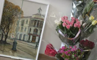 К 230-летию Севастополя открылась выставка картин Владимира Преображенского «Город и море»
