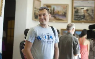К 230-летию Севастополя открылась выставка картин Владимира Преображенского «Город и море»