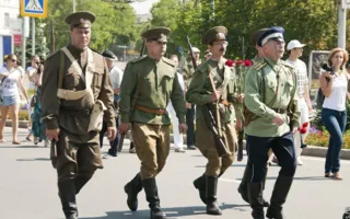 Традиционный фестиваль и марш военно-исторических клубов в Севастополе