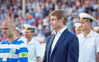 ФК «Севастополь» и болельщики отметили выход в Премьер-лигу концертом и салютом