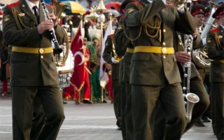 Гранд-дефиле военных оркестров-участников IV Фестиваля Sevastopol Military Tattoo
