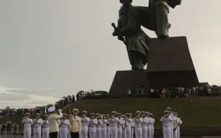 Гранд-дефиле военных оркестров-участников IV Фестиваля Sevastopol Military Tattoo