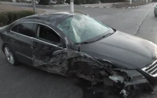 В Севастополе в ночном ДТП «Volkswagen» лишился колёс