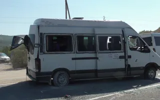 В Балаклаве перевернулась маршрутка с пассажирами