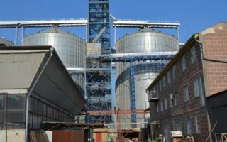 Госслужба по чрезвычайным ситуациям спасает 5 тысяч тонн зерна в Севастопольском порту