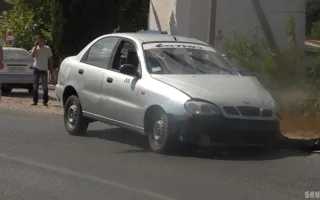 В Севастополе преступник совершил разбойное нападение на таксиста, а затем на угнанной машине попал в ДТП